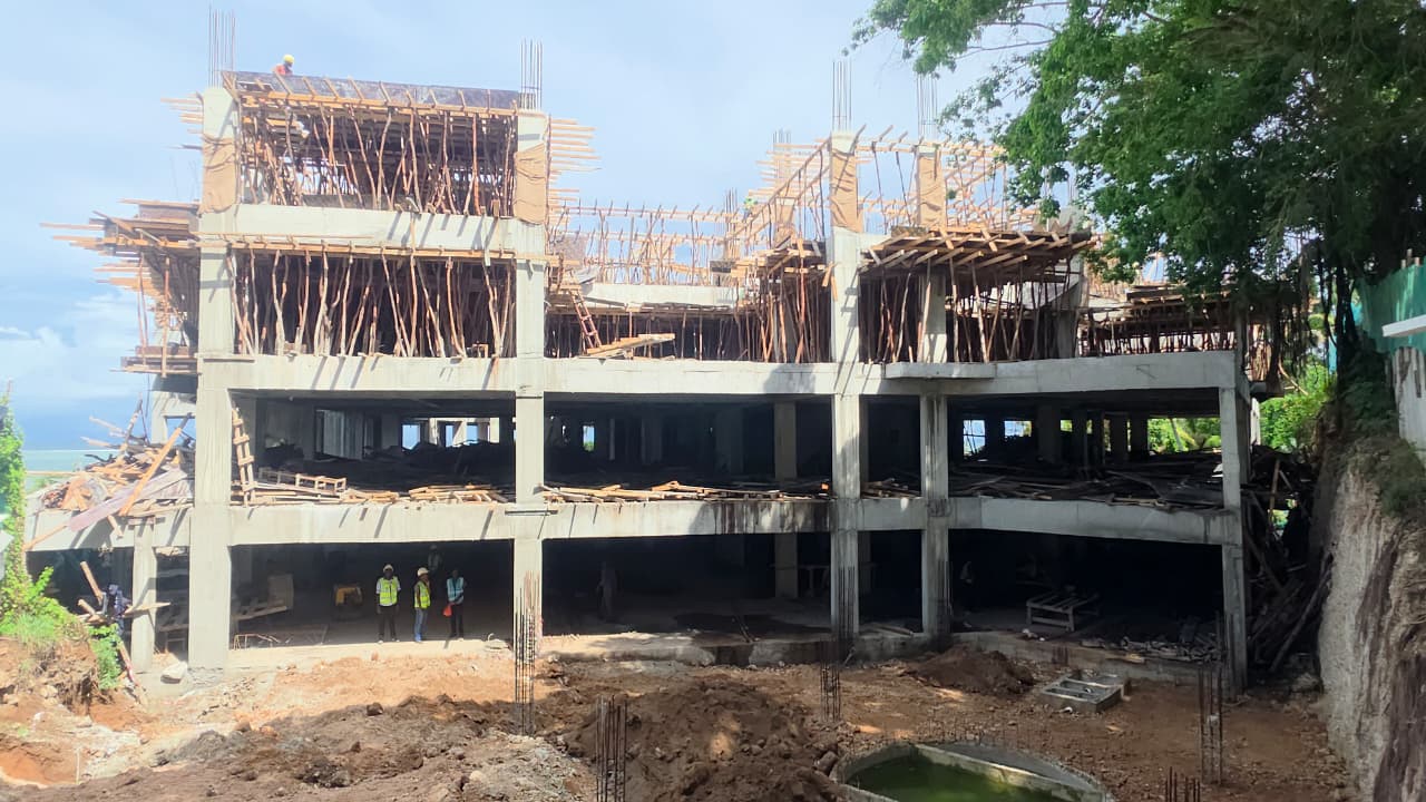 Starting construction of Silver Sands building